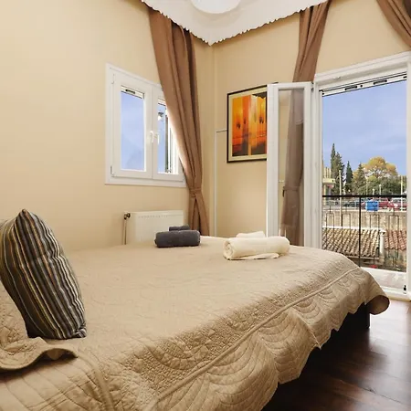 Suburban Casa Appartement