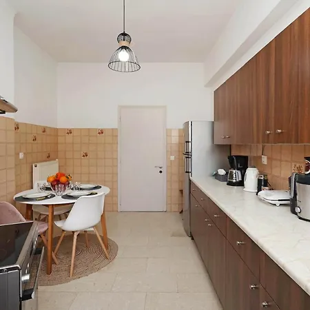 Appartement Suburban Casa Alepou